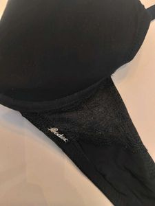 Black Push Up Bra