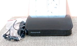 Portable Car Air Purifier (Black)