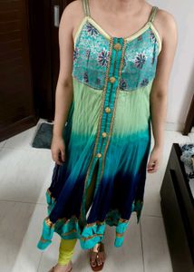 Women Festive Net Embroidered Anarkali Kurti