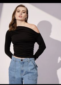 Chic Black Long Sleeve Top