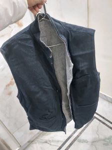 Men's Reversible Grey and black Sleeveless Vest