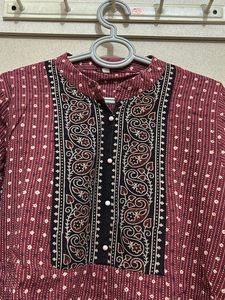 Ethnic Embroidered Short Kurta