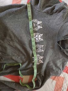 Short Top With Hoodie
