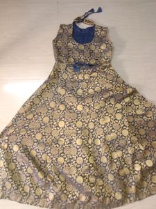 😍Gorgeous Ethnic Festive Gown For Women 💙✨💅