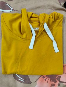 Hoodie &amp; Jeans Outfit