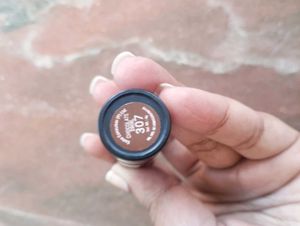 Blue Heaven Intense Matte Lipstick, and Arata curl