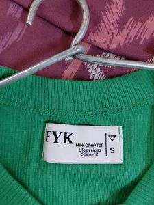 Green 'Amour Paris' Crop Top