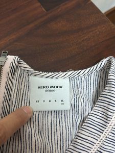 Vero Moda - Striped Casual Dress