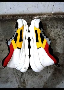 Men&#39;s shoes पुराने जूते