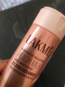 Lakme Peach Milk Moisturizer