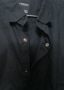 Spread Collar Classic Shirt