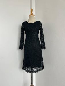 Black Gown!
