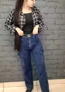 crop shirt