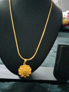 Women gold plated pendent