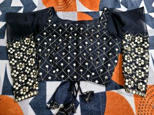 Black Heavy Blouse