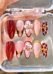 Press-On Nail Set