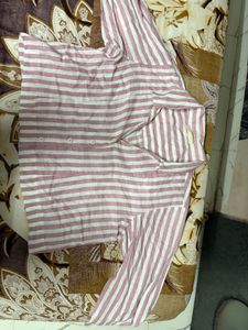 Crop Stripped Pink And White Shirt