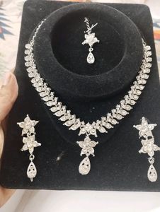 AD Necklace