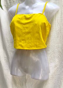 I. CUTE MINI TOP