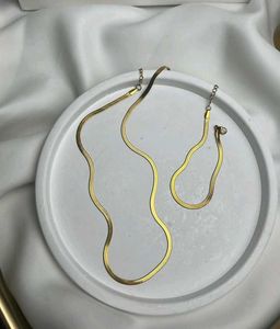 Gold Herringbone Set