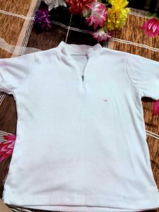 White T-Shirt with Zipper