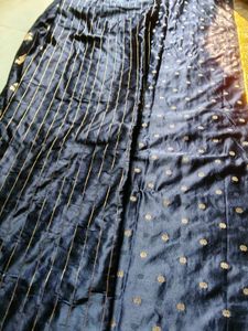 Elegant navy blue saree