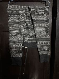 Patterned woollen Leggings