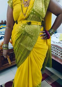 Yellow Green Dual Colour Saree With Stitch Blouse