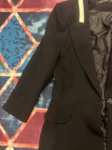 Single Breasted Flap Pocket Blazer
