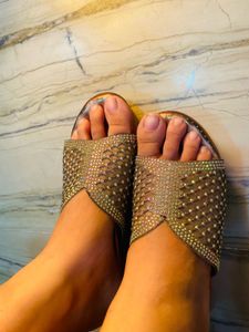 Embellish Women Sandal 👡