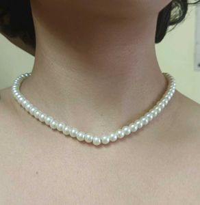 Pearl Beaded Necklace