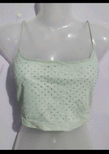 10 tops and 1 bodysuit at 350