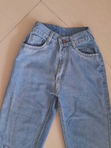 Light Wash Denim Jeans