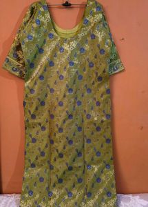 BANARASI SILK KURTI- PANT
