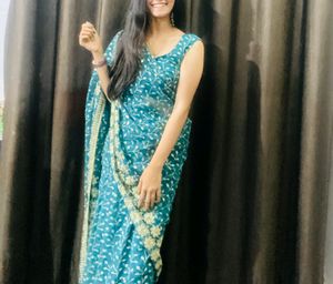 Womens Fancy Saree 700