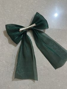 Elegant Green &amp; Silver Hair Bow