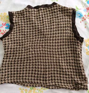 Houndstooth Knit Vest
