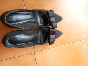 Black Bow Heel