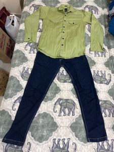 Combo of green shirt and denim jeans