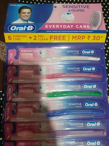 NEW BRANDED ORAL-B  EXTRA SOFT 8 TOOTHBRUSH