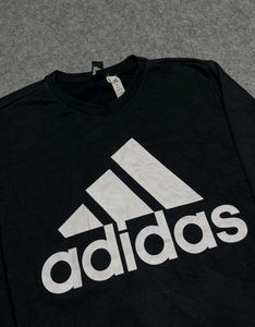 Adidas Sweatshirt