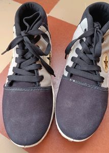 Black Running Shoes