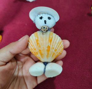Shell Showpiece