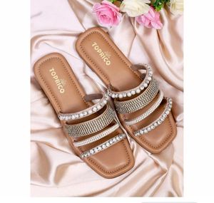 Toprico party flats
