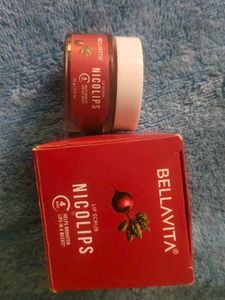 Bella Vita Nicolips Lip Scrub