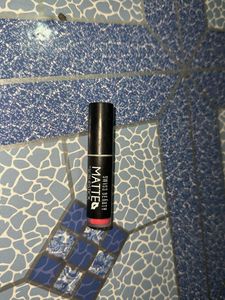 Swiss Beauty Lipstick