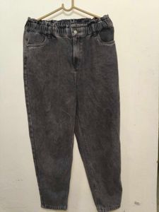 Gray Elastic Waist Jeans
