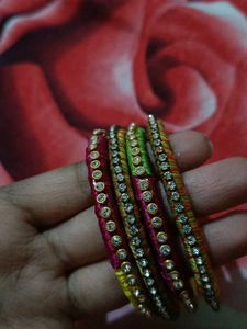 8 Tread Bangles