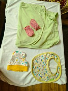 Baybee Floral Bib And New Born Set