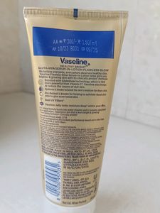 Vaseline Gluta-hya